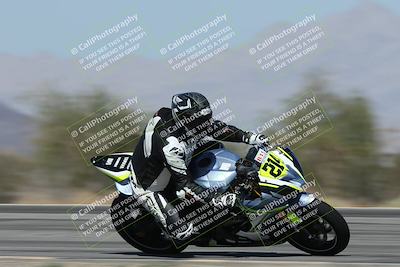 media/Oct-02-2025-Racers Edge (Thu) [[2c91cb6ab3]]/3-B Group/Session 5-Turn 3 Inside Pans (2pm)/